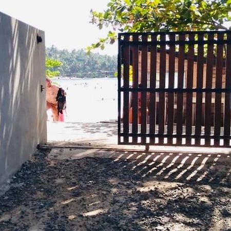 Surf Villa Hiriketiya Matara Exterior foto